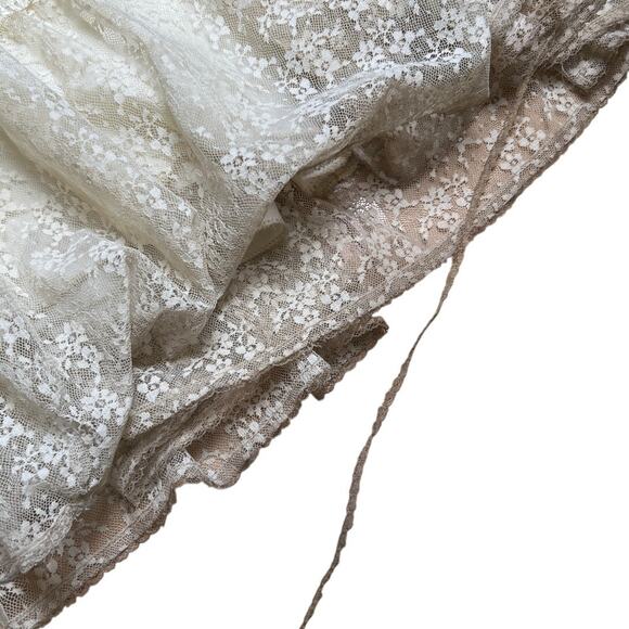 Vintage Gunne Sax White Lace Prairie Gown Dress Size 9 - Picture 10 of 13
